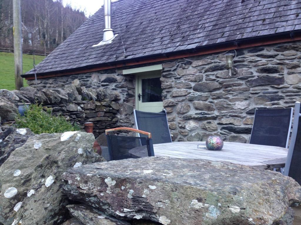 Villa Tyddyn Bach Barn Betws-y-Coed Habitación foto